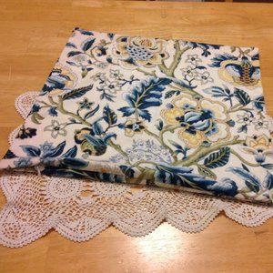 Floral accent pillow cover nwot